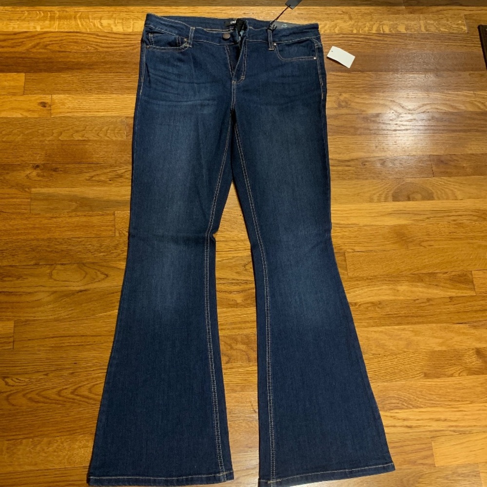 Flare Jeans